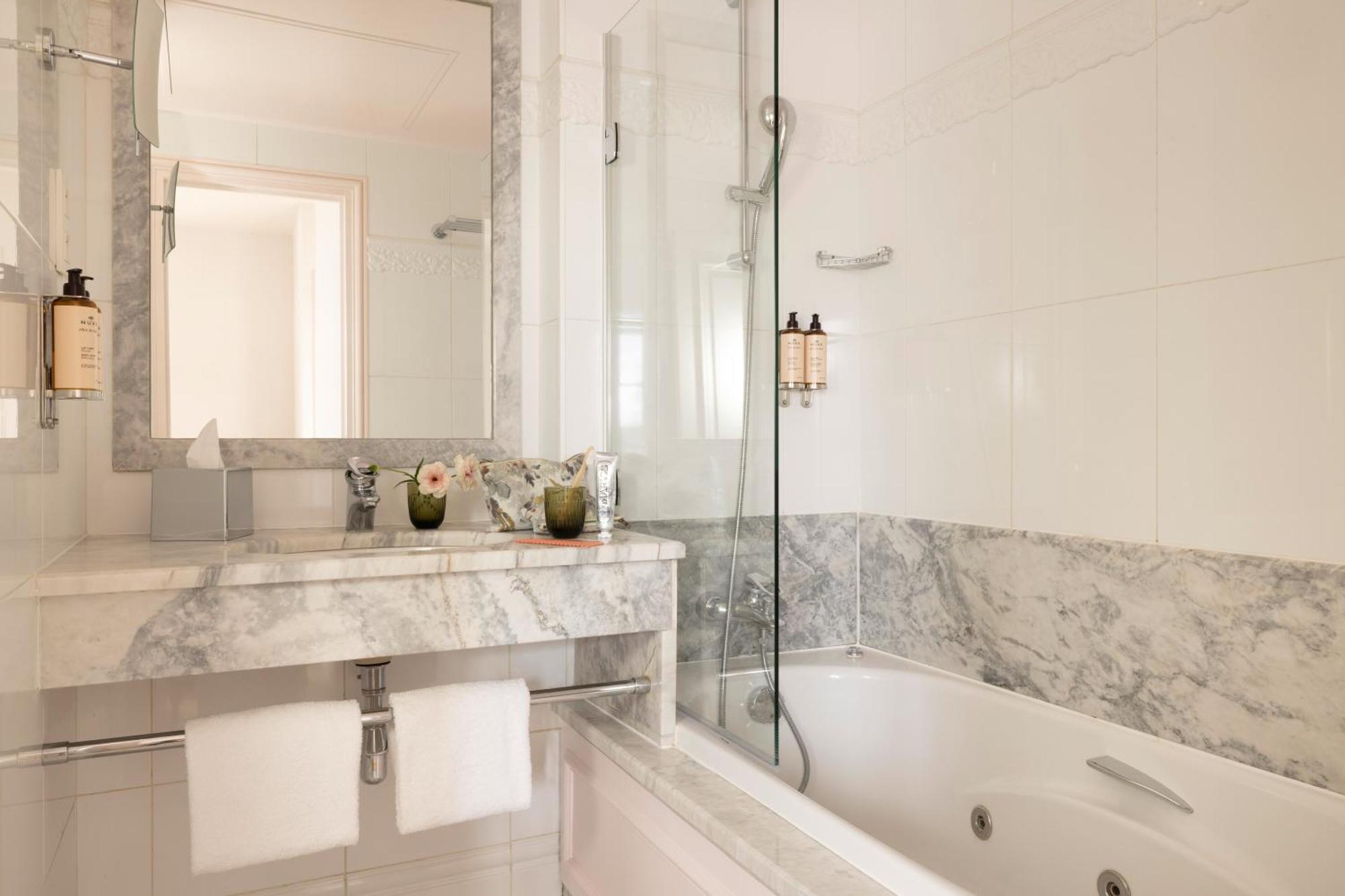 Hotel Le Lavoisier & Spa Παρίσι Εξωτερικό φωτογραφία
